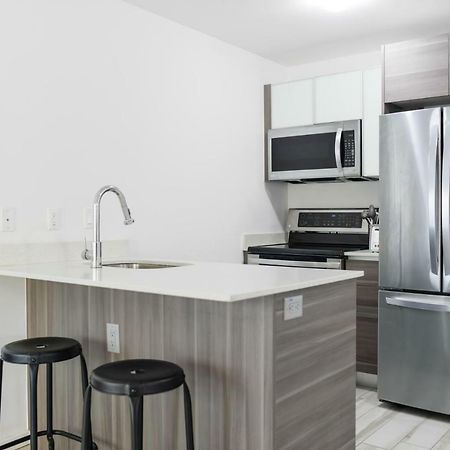 Amazing 2 Bedroom Condo At Wynwood With Parking Miami Exterior photo